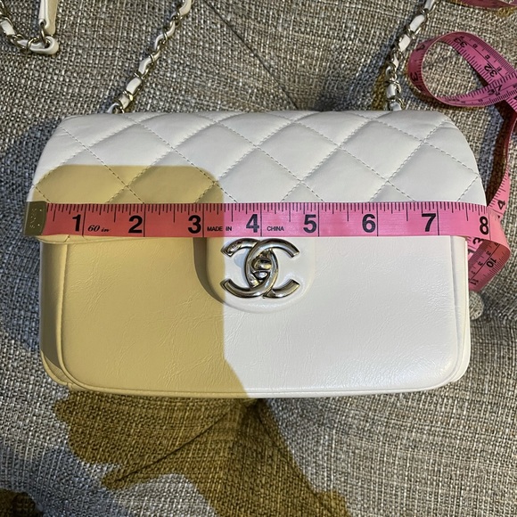 Chanel Flap bag 🌸 - Picture 11 of 13